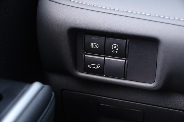 Toyota Highlander Vehicle Image 22