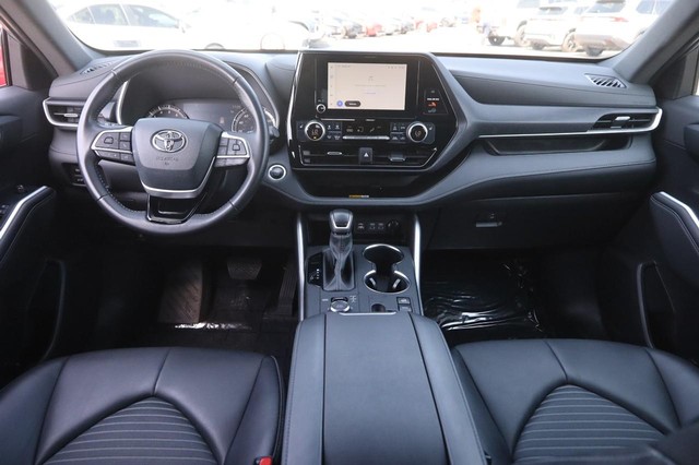 Toyota Highlander Vehicle Image 23