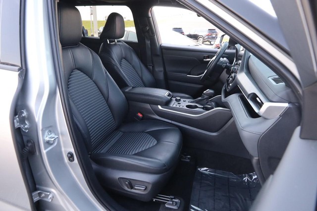 Toyota Highlander Vehicle Image 28