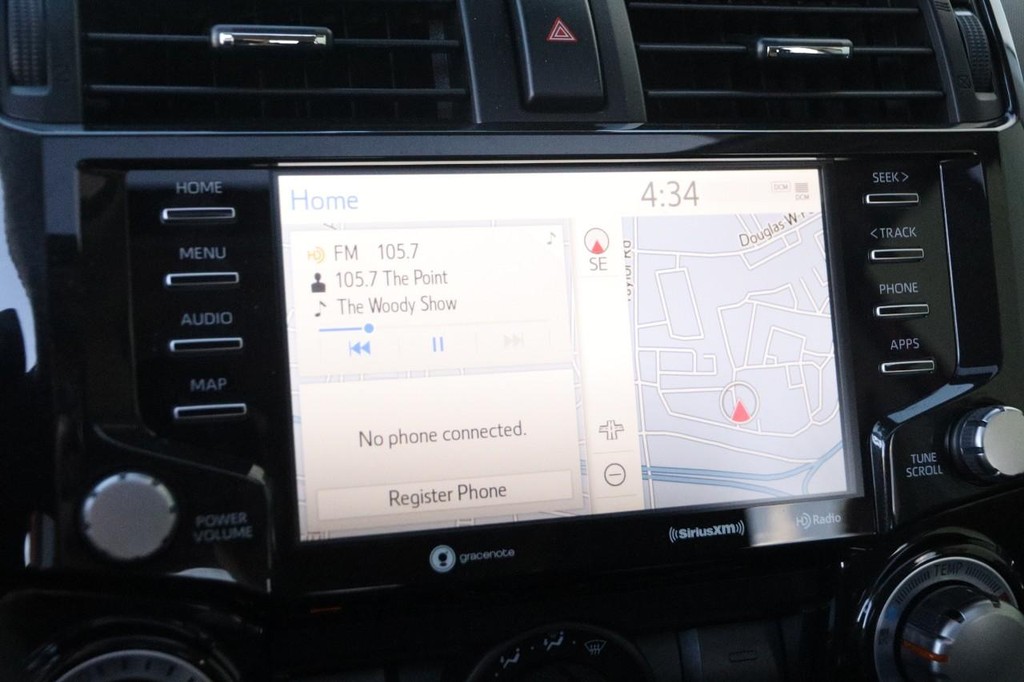 Toyota 4Runner Vehicle Full-screen Gallery Image 17