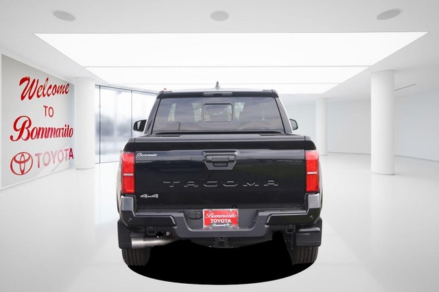Toyota Tacoma 4WD Vehicle Image 06