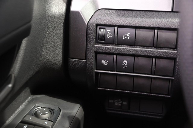 Toyota Tacoma 4WD Vehicle Image 19