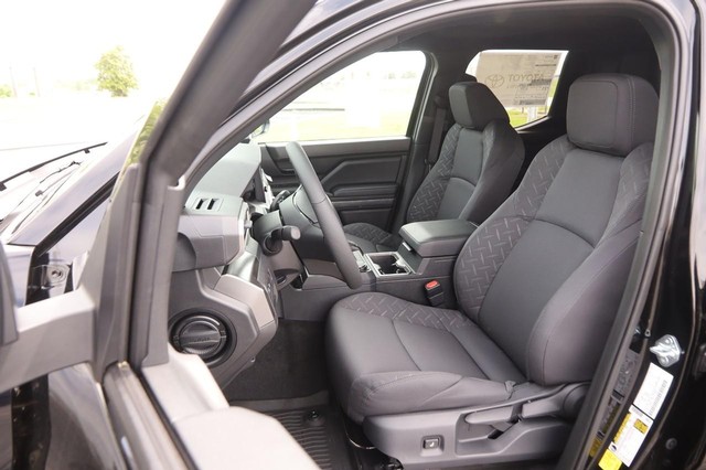 Toyota Tacoma 4WD Vehicle Image 20