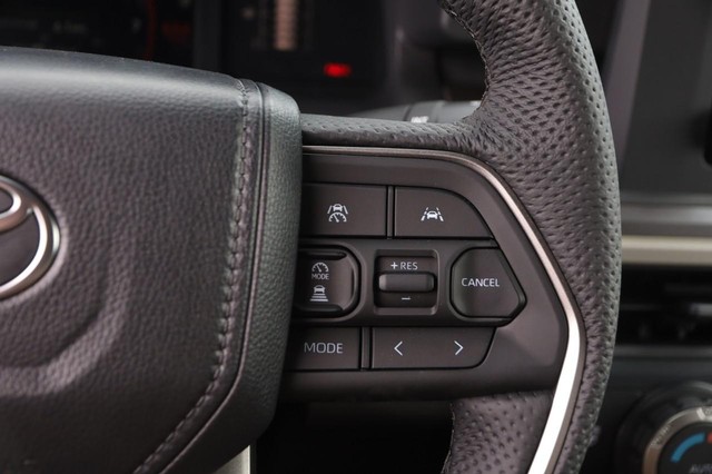 Toyota Tacoma 4WD Vehicle Image 24