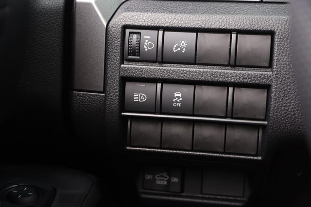Toyota Tacoma 4WD Vehicle Image 33