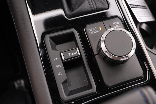 Toyota Tundra 4WD Vehicle Image 21