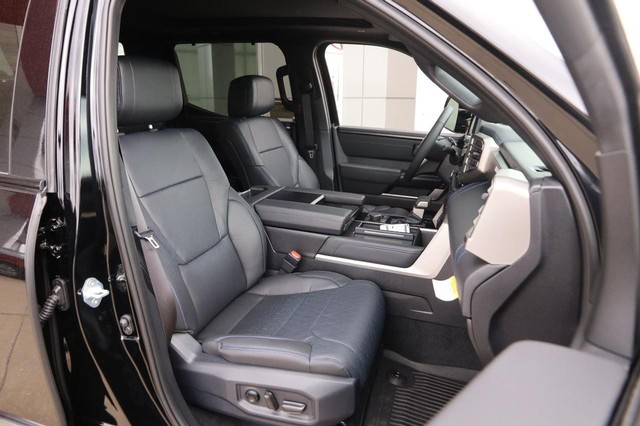 Toyota Tundra 4WD Vehicle Image 28