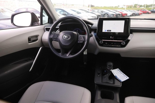 Toyota Corolla Cross Vehicle Image 21