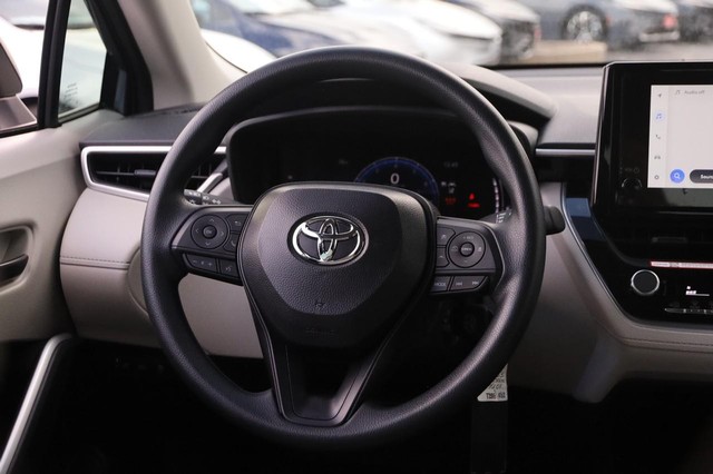 Toyota Corolla Cross Vehicle Image 22