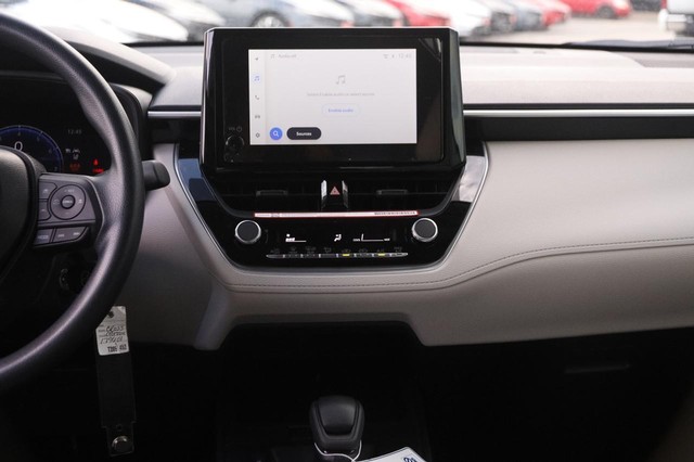 Toyota Corolla Cross Vehicle Image 23