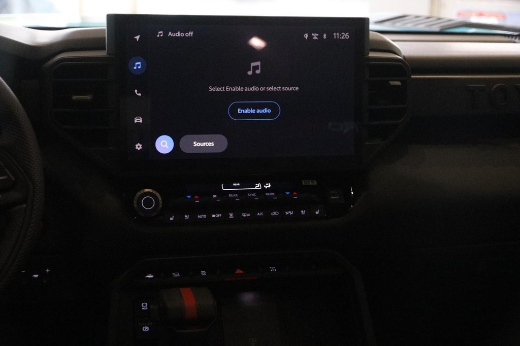 Toyota Sequoia Vehicle Full-screen Gallery Image 26