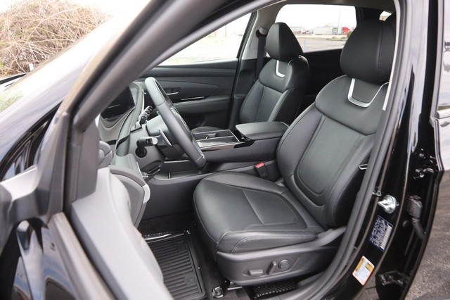 Hyundai Tucson Hybrid Vehicle Image 10