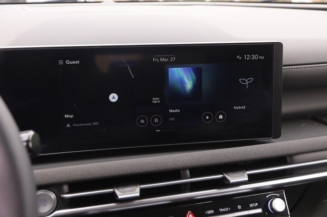 Hyundai Tucson Hybrid Vehicle Image 18