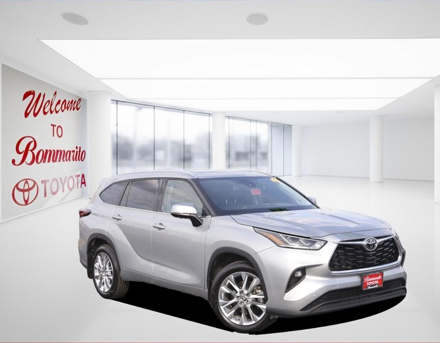 Toyota Highlander Vehicle Image 02