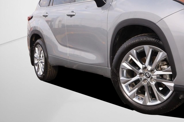 Toyota Highlander Vehicle Image 03