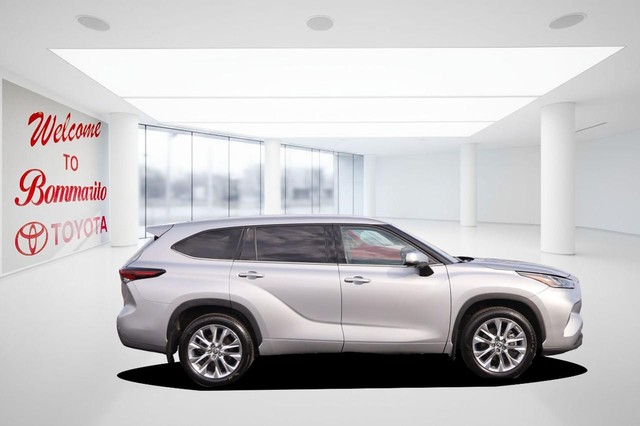 Toyota Highlander Vehicle Image 05