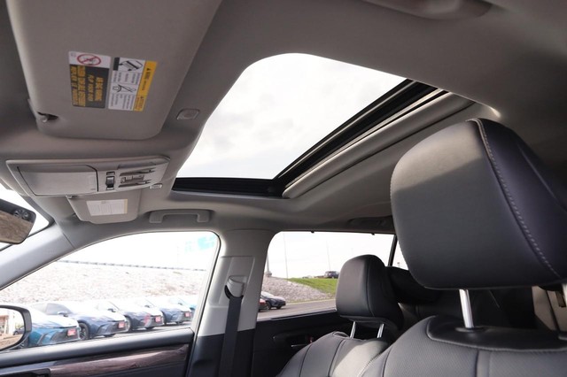 Toyota Highlander Vehicle Image 09