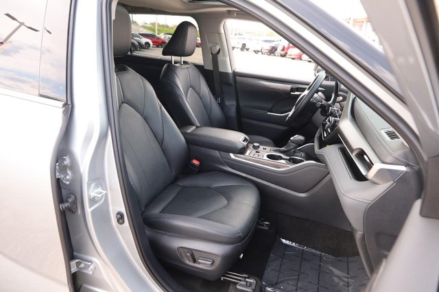 Toyota Highlander Vehicle Image 29
