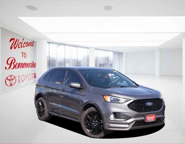 Ford Edge Vehicle Image 02