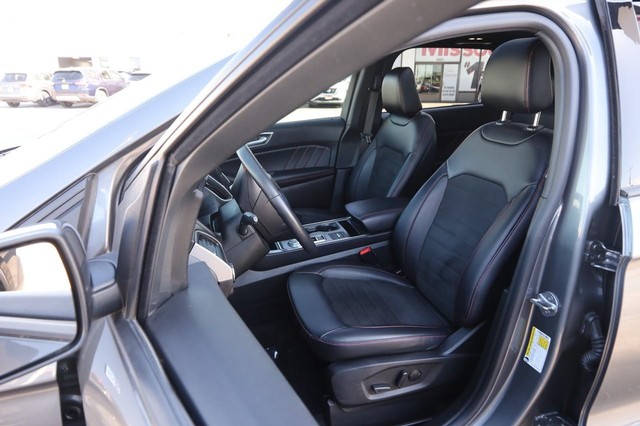 Ford Edge Vehicle Image 10