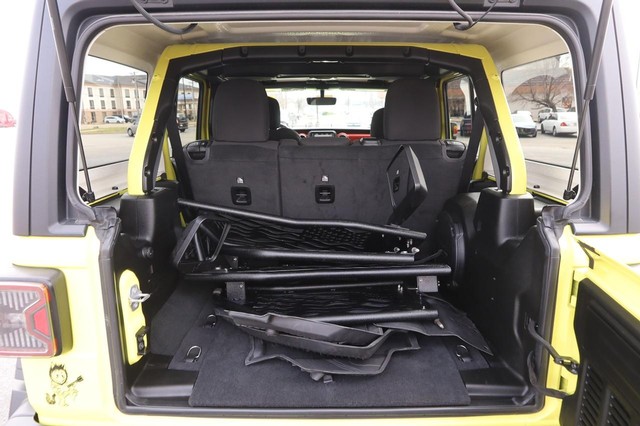 Jeep Wrangler Vehicle Image 08