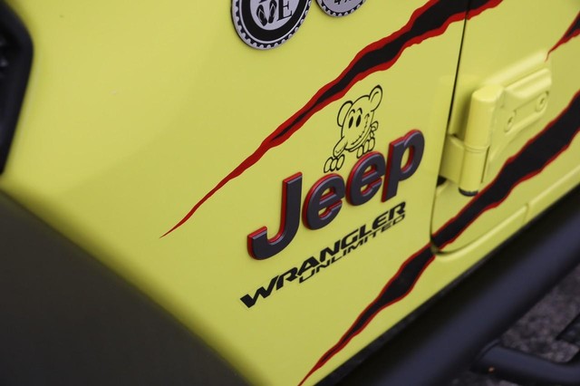 Jeep Wrangler Vehicle Image 10