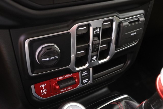 Jeep Wrangler Vehicle Image 21