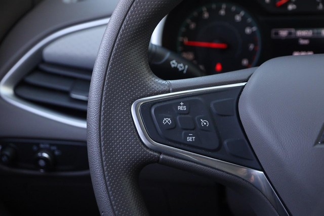 Chevrolet Malibu Vehicle Image 11