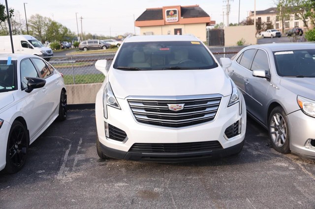 Cadillac XT5 Vehicle Image 03
