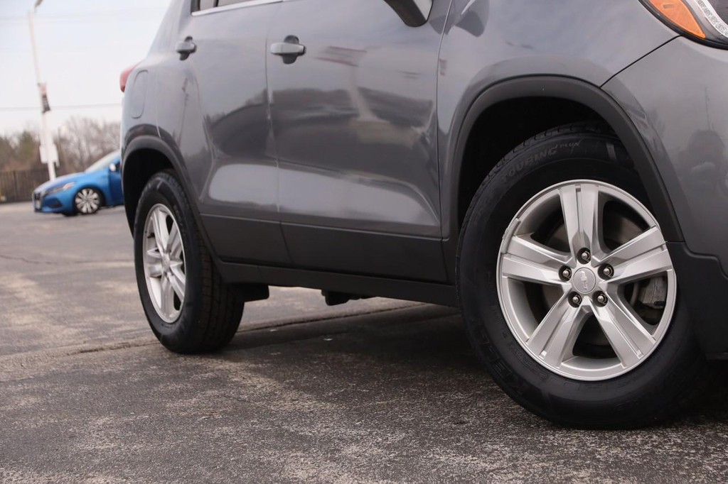 Chevrolet Trax Vehicle Full-screen Gallery Image 03