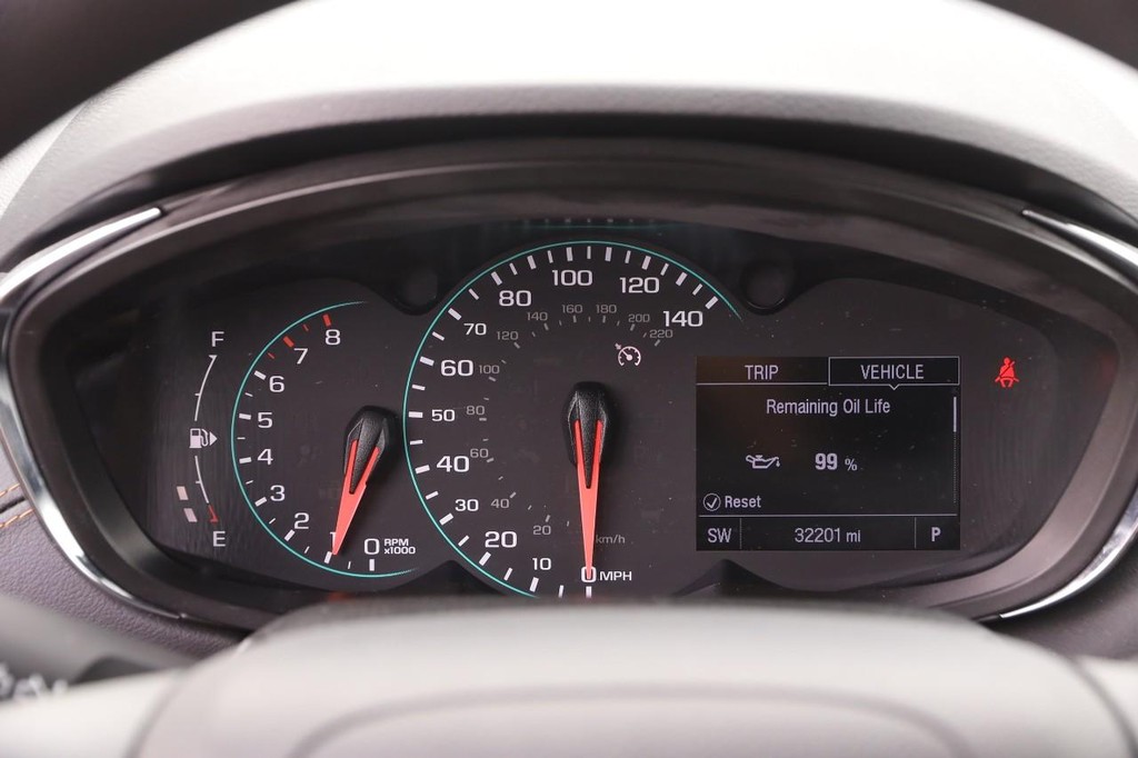 Chevrolet Trax Vehicle Full-screen Gallery Image 13