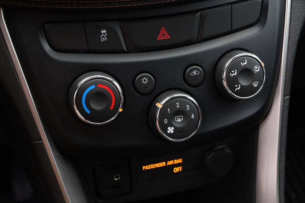 Chevrolet Trax Vehicle Full-screen Gallery Image 16