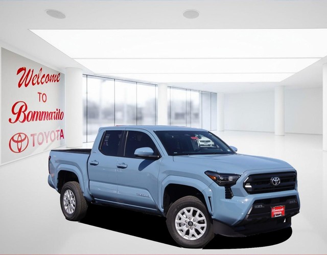 Toyota Tacoma 4WD Vehicle Image 02