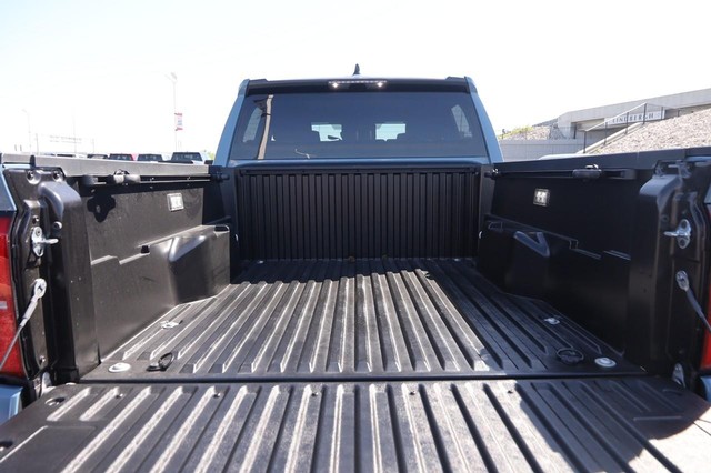 Toyota Tacoma 4WD Vehicle Image 07