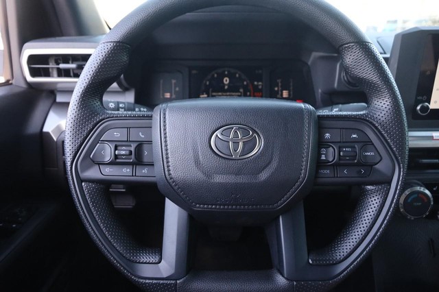 Toyota Tacoma 4WD Vehicle Image 10