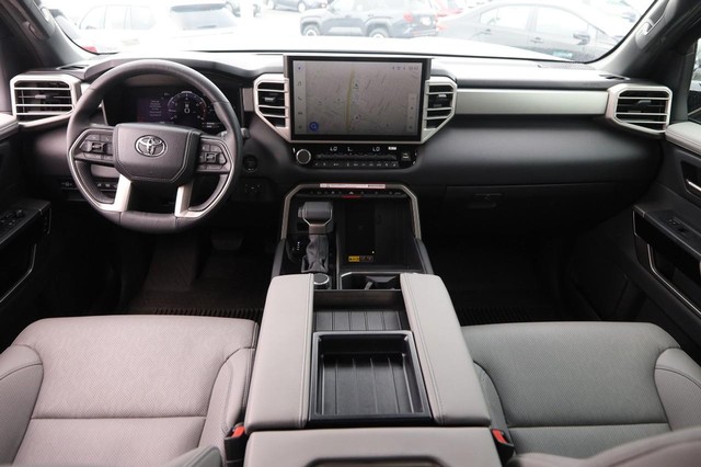 2025 Toyota Tundra Limited - Photo 21