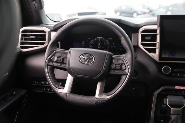 2025 Toyota Tundra Limited - Photo 23