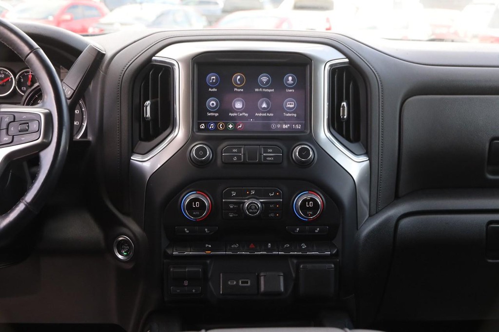 Chevrolet Silverado 1500 LTD Vehicle Full-screen Gallery Image 23