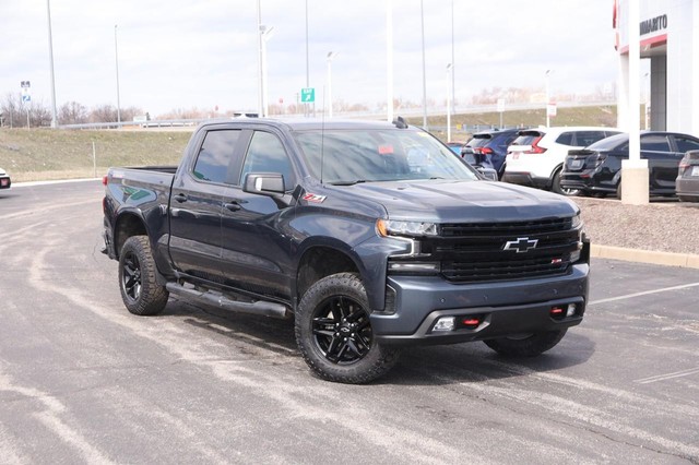Chevrolet Silverado 1500 LTD Vehicle Image 02