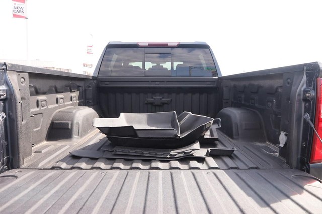 Chevrolet Silverado 1500 LTD Vehicle Image 07