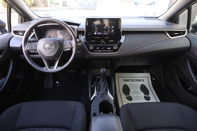 Toyota Corolla Hatchback Vehicle Image 20