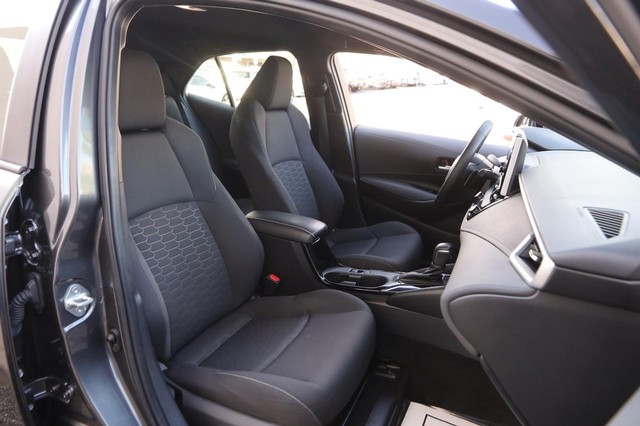 Toyota Corolla Hatchback Vehicle Image 25