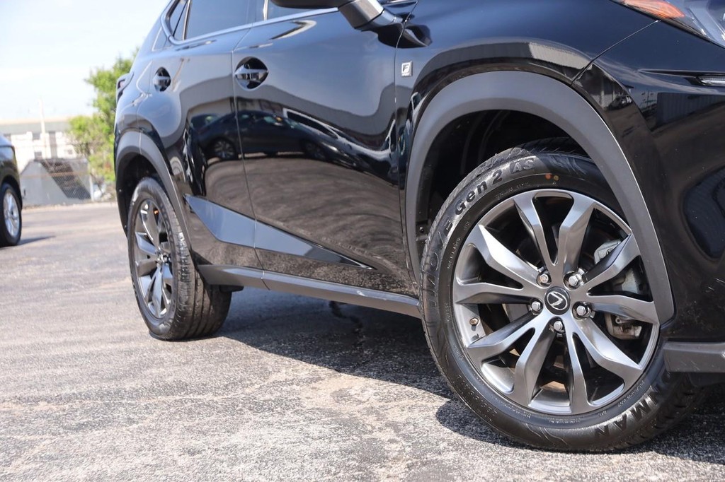 Lexus NX Vehicle Full-screen Gallery Image 3