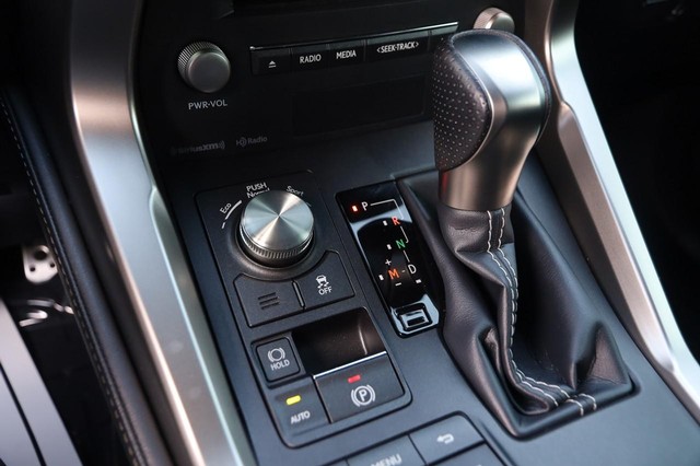 Lexus NX Vehicle Image 18