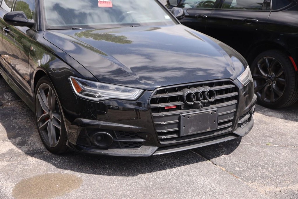 Audi A6 Vehicle Full-screen Gallery Image 05