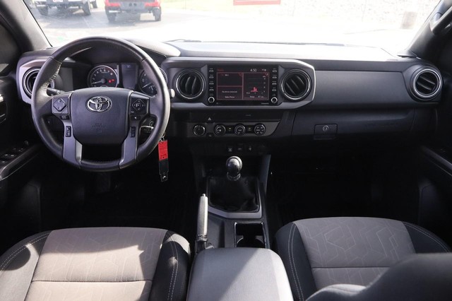 Toyota Tacoma 4WD Vehicle Image 20