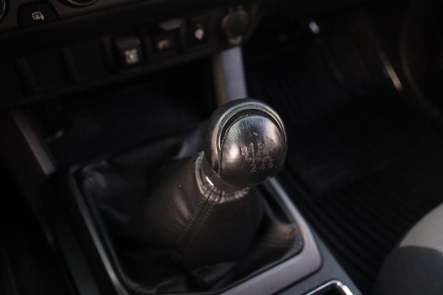 Toyota Tacoma 4WD Vehicle Image 26