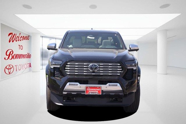 Toyota Tacoma 4WD Vehicle Image 04