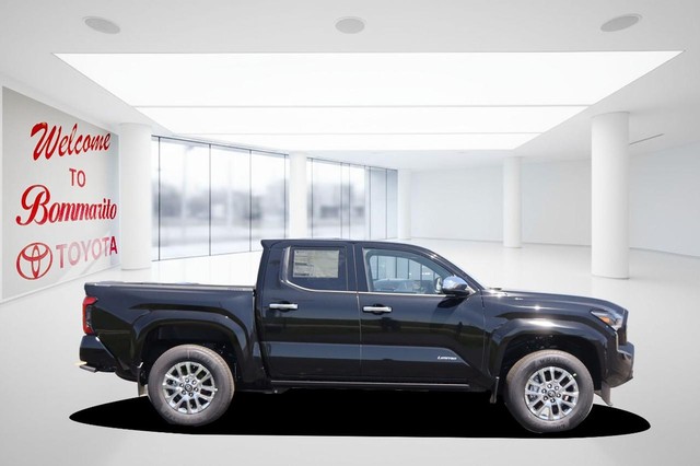 Toyota Tacoma 4WD Vehicle Image 05