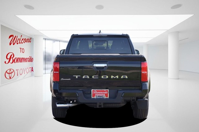 Toyota Tacoma 4WD Vehicle Image 06